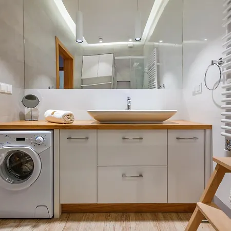 Vasco Da Gama - River View *